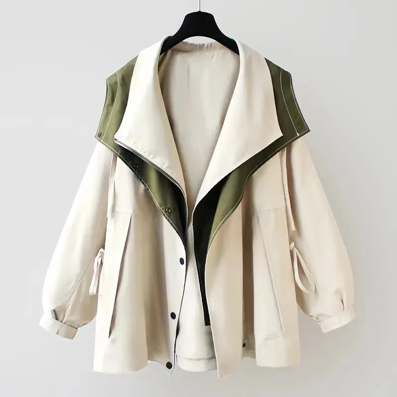 Alva – Elegant wind jacket with weather and wind protection